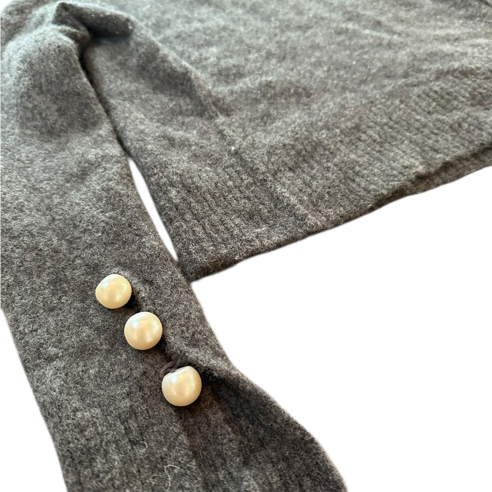 ESQUALO Charcoal Sweater with pearl Buttons Women’s S wool blend - Picture 3 of 6